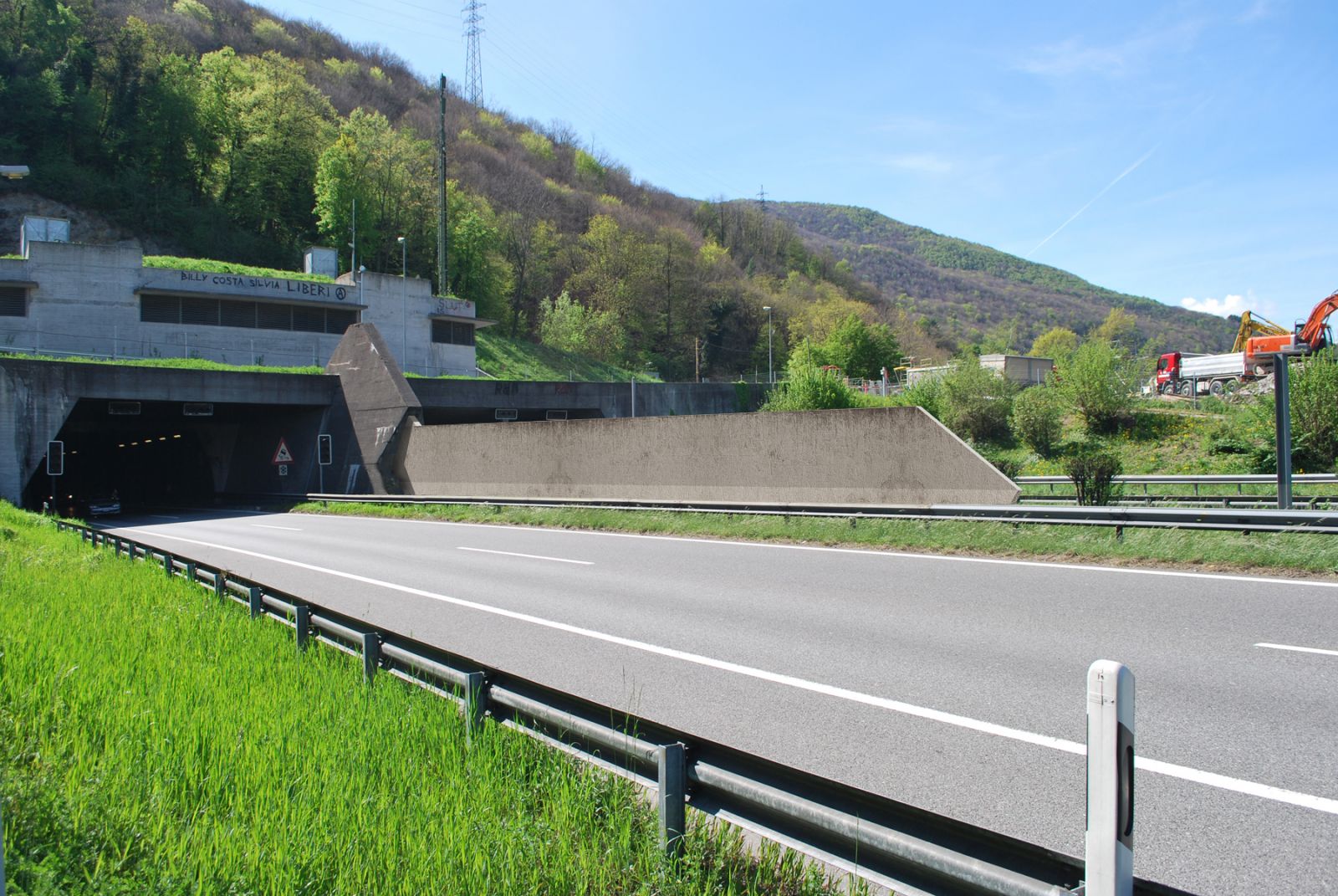 Exterior 3D rendering of the Ticino Highway Guard Rail renovated highway with a tunnel