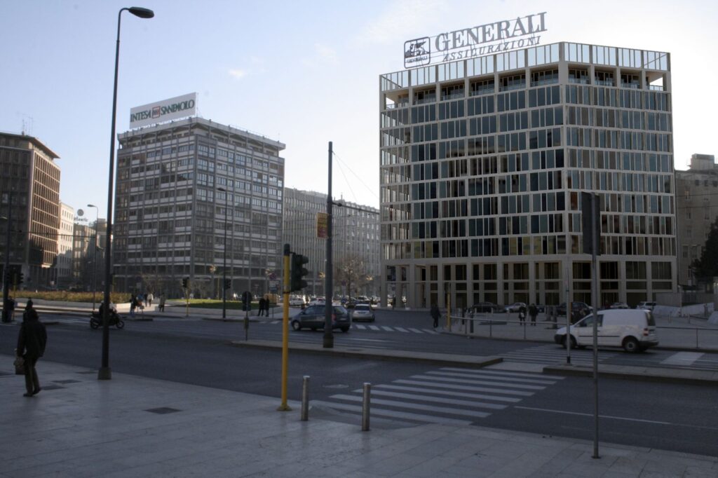 Real estate 3D rendering of the Office Building - Stazione Centrale Milan view from the park with the sun illuminating the interior environments
